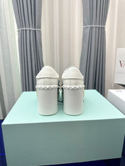 FLATFORM ROCKSTUD UNTITLED SNEAKER IN WHITE CALFSKIN MIX AEGEAN BLUE FABRIC