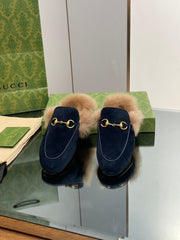 HORSEBIT MULE IN NAVY BLUE SUEDE AND LAMB WOOL LINING