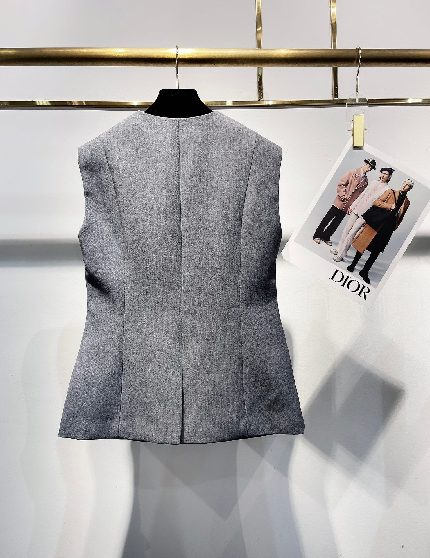 CELINE 26S SLEEVELESS JACKET STYLE 72