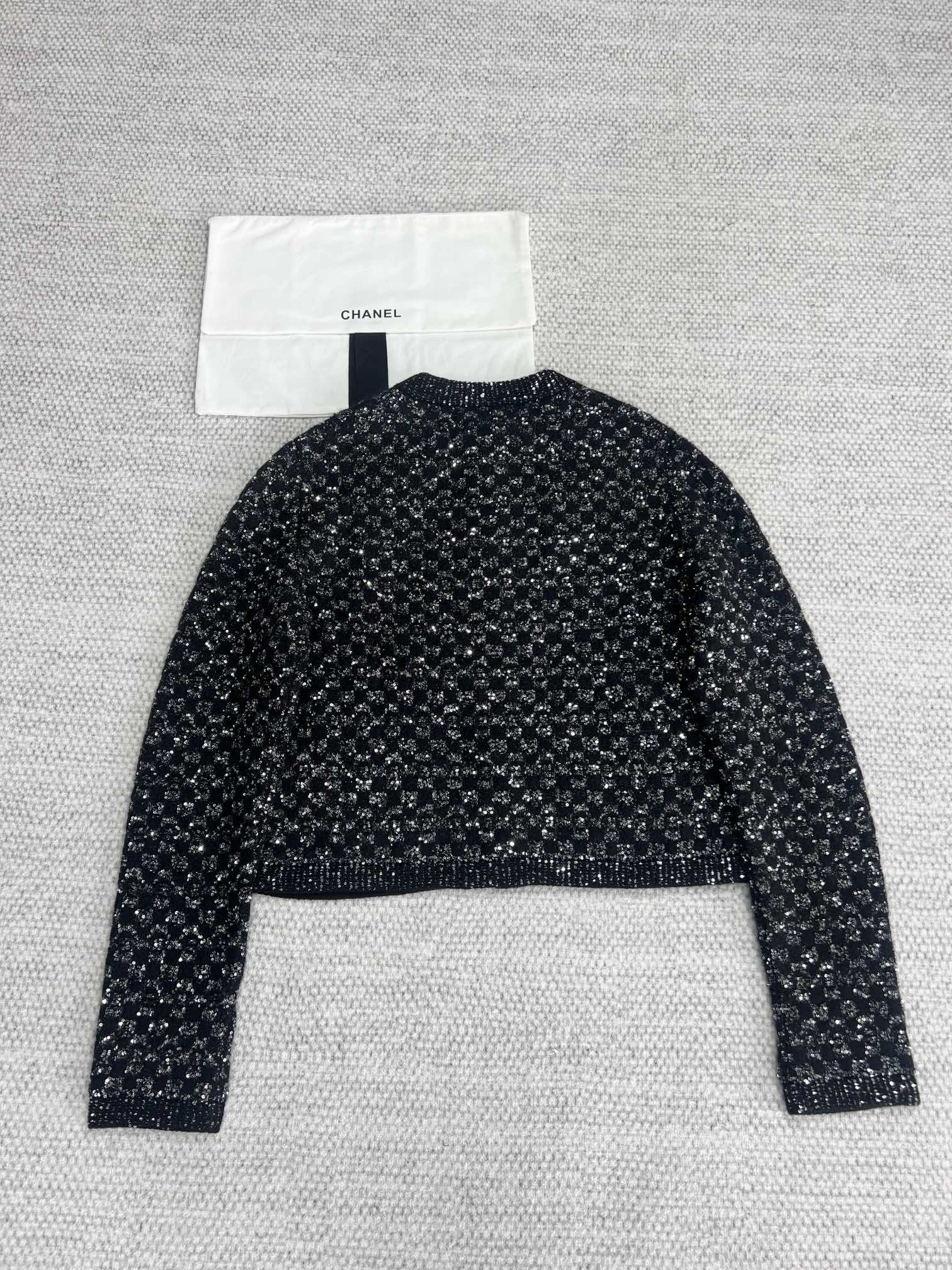 CHANEL CARDIGAN STYLE 26