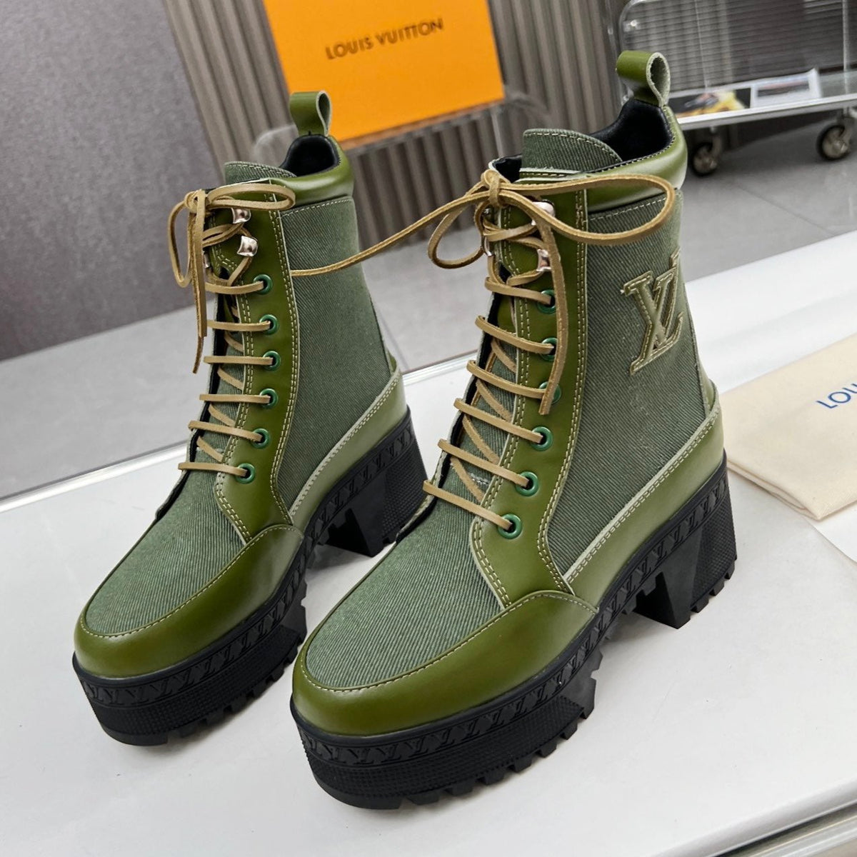 LAUREATE PLATFORM DESERT BOOT IN DARK OLIVE GREEN JACQUARD AND CALFSKIN