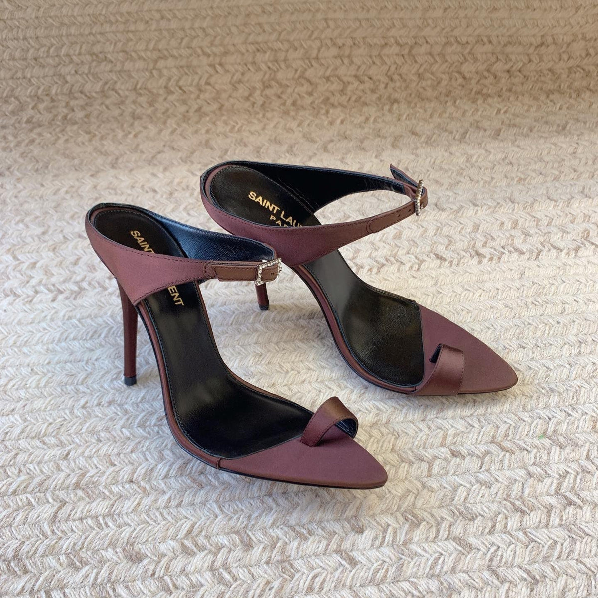 GAP CRYSTAL-BUCKLE SLIDE SANDALS IN SHIRAZ RED SILK