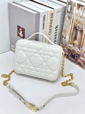 CARO BOX 19 IN WHITE CALFSKIN