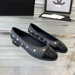 ballet flat all black lamskin with multi logo