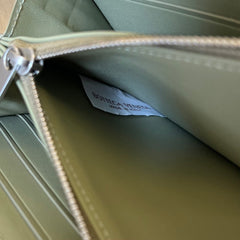 INTRECCIATO 19 WALLET IN DARK BLUE CALFSKIN