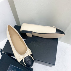 ballet flat light beige black lambskin