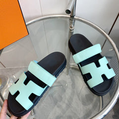 CHYPRE EPSOM Sandal Light Tiffany Leather