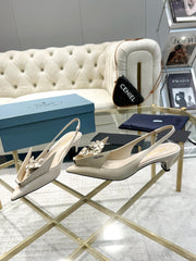 MEDIUM HEEL SLINGBACK ATTACHED CREATIVE FLOWERS IN BEIGE PATENT CALFSKIN