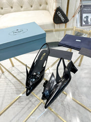 MEDIUM HEEL SLINGBACK ATTACHED CREATIVE FLOWERS IN BLACK PATENT CALFSKIN