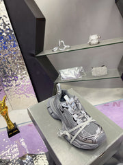 3XL SNEAKER IN ALL GRAY MESH AND POLYURETHANE