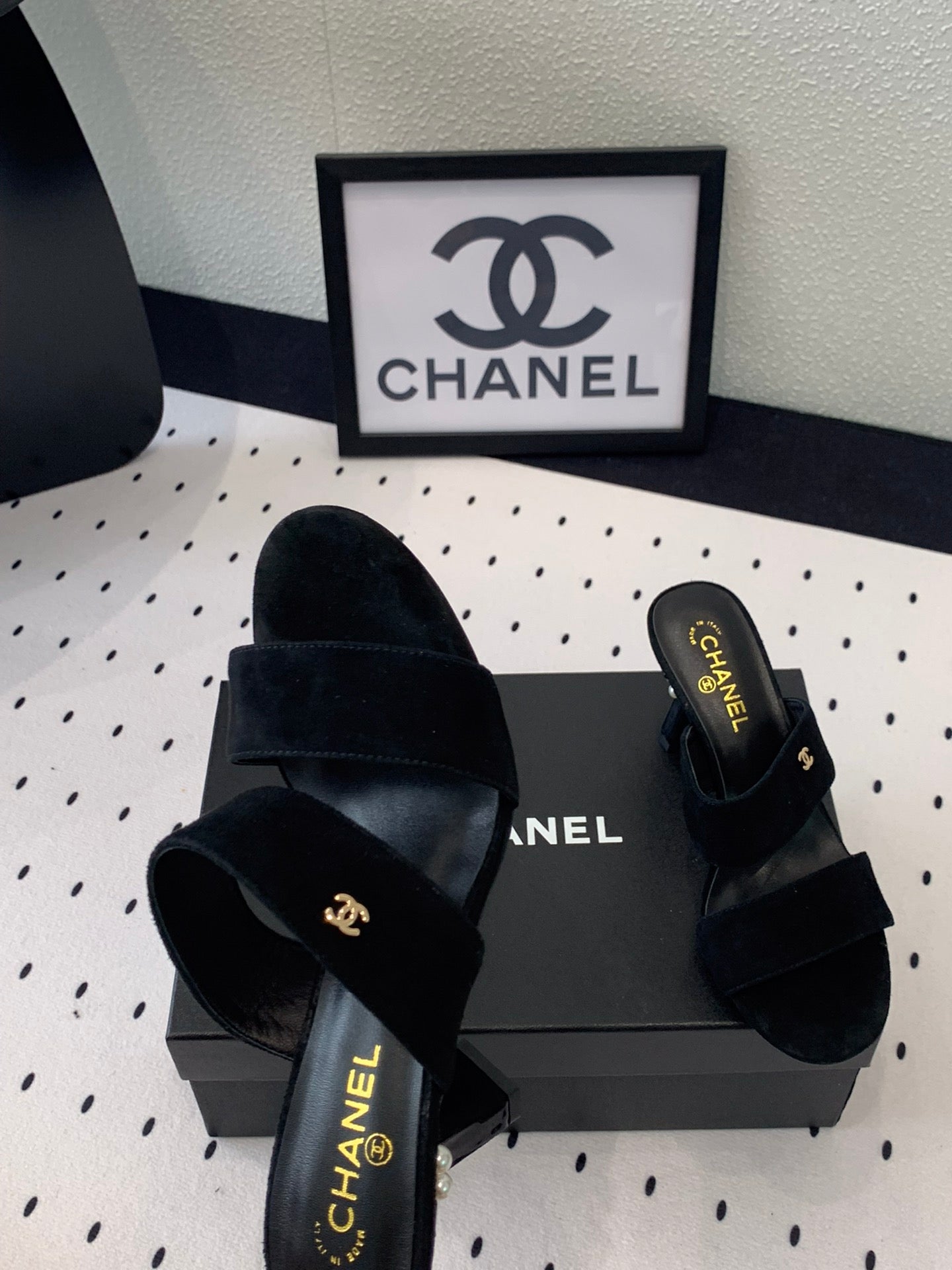 MULES black 1 LAMBSKIN 02