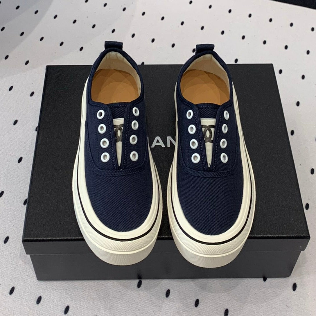 LACELESS SNEAKERS PLATFORM IN DENIM BLUE CANVAS