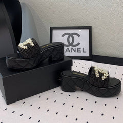 Double CC pearl platform sandals Sheepskin Black