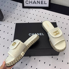 Double CC Women New Trendy Calfskin Slippers White