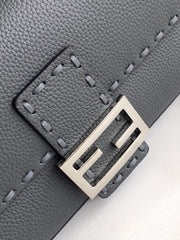 Fend Baguette 27 Bag Black Calfskin Shw