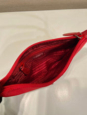 SHOULDER BAG 24 WITH TRIANGLE LOGO IN PASSION RED RE-NYLON FABRIC