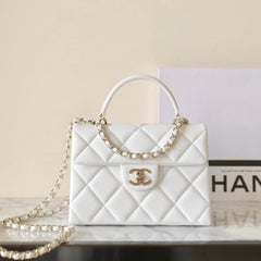 CHANEL 25S FLAP BAG 21 CM IN WHITE LAMBSKIN WITH GOLD HARDWARE