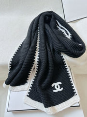 CHANEL 25S SCARF 200 IN CASHMERE 740365