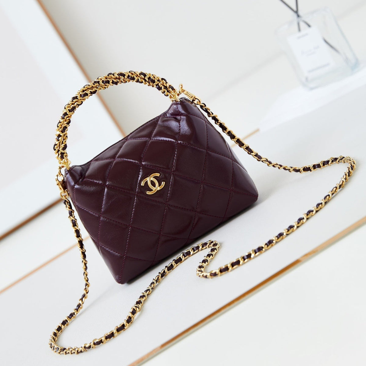 HOBO BAG 18 IN WINE RED SOFT LAMBSKIN GOLD CHAIN