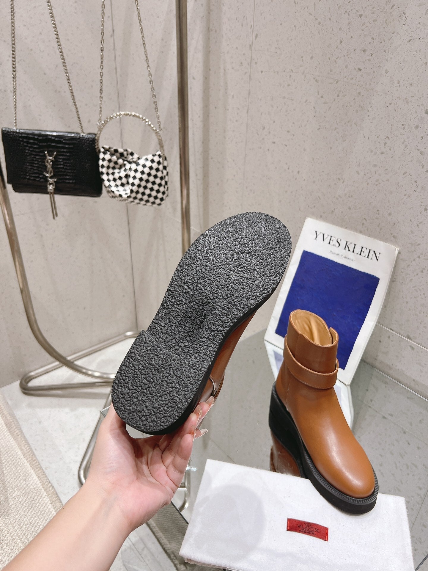 VLOGO LOCKER BRONZE BROWN CALFSKIN ANKLE BOOT 40MM