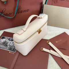 EXTRA POCKET L19 IN WHITE CREAM CALFSKIN WITH GOLD HARDWARE