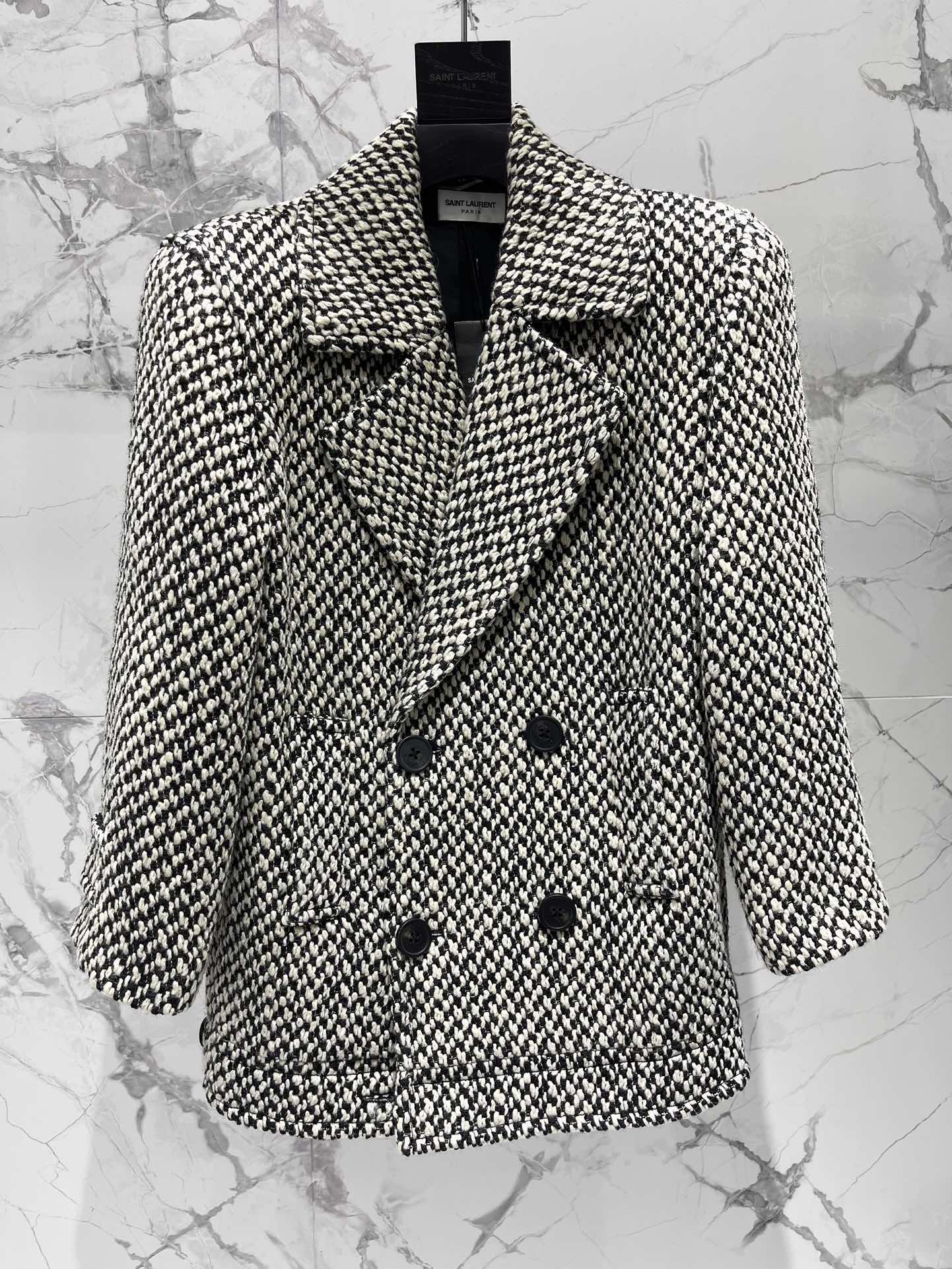 YSL 25S WOOL COAT STYLE 216