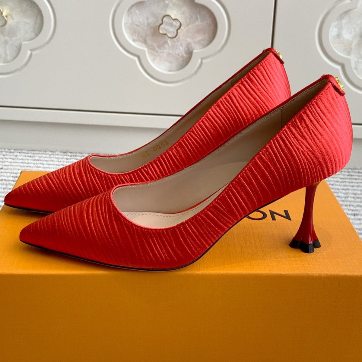 BLOSSOM PUMP 75 MM IN CHERRY RED IMPORTED STRIPED SILK SATIN