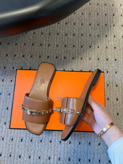 GIULIA FLAT SANDAL IN BRONZE BROWN CALFSKIN