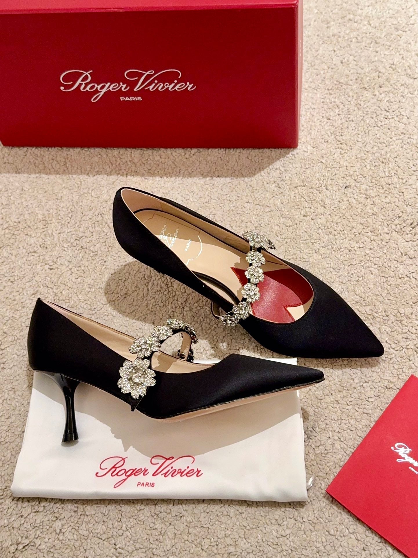 EFFLORESCENCE MARY JANE PUMPS IN BLACK SILK