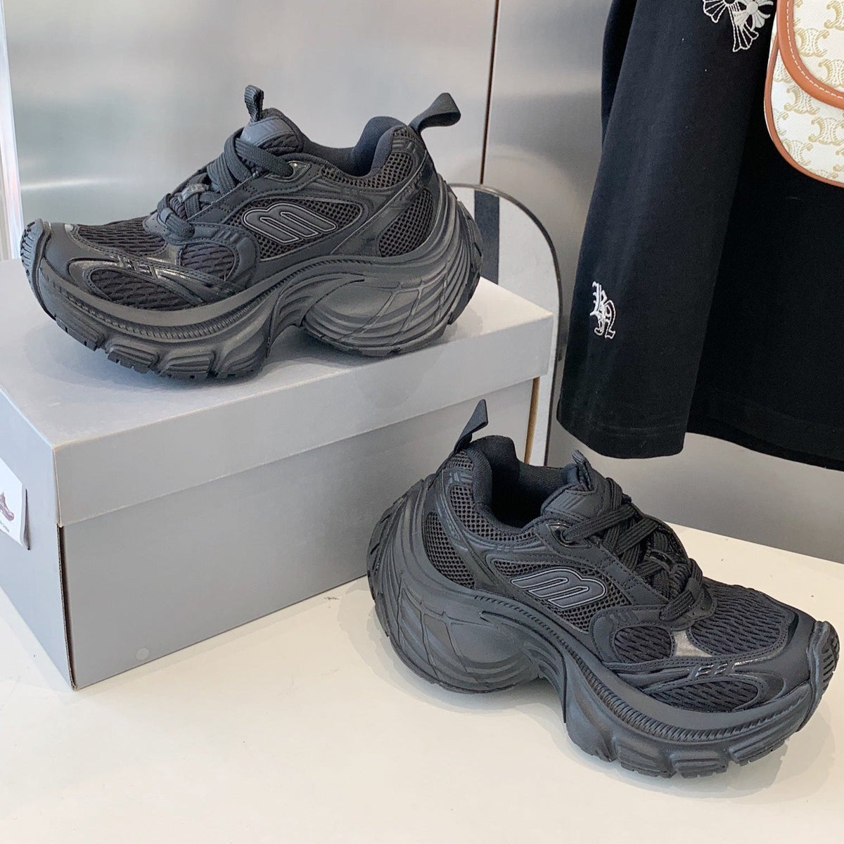 DAD SHOES IN BLACK MESH AND CALFSKIN