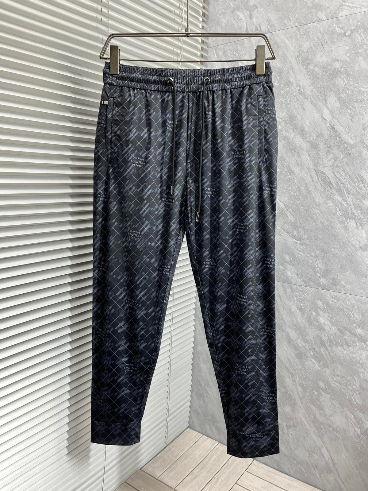LV BLACK MONOGRAM TROUSERS 239489