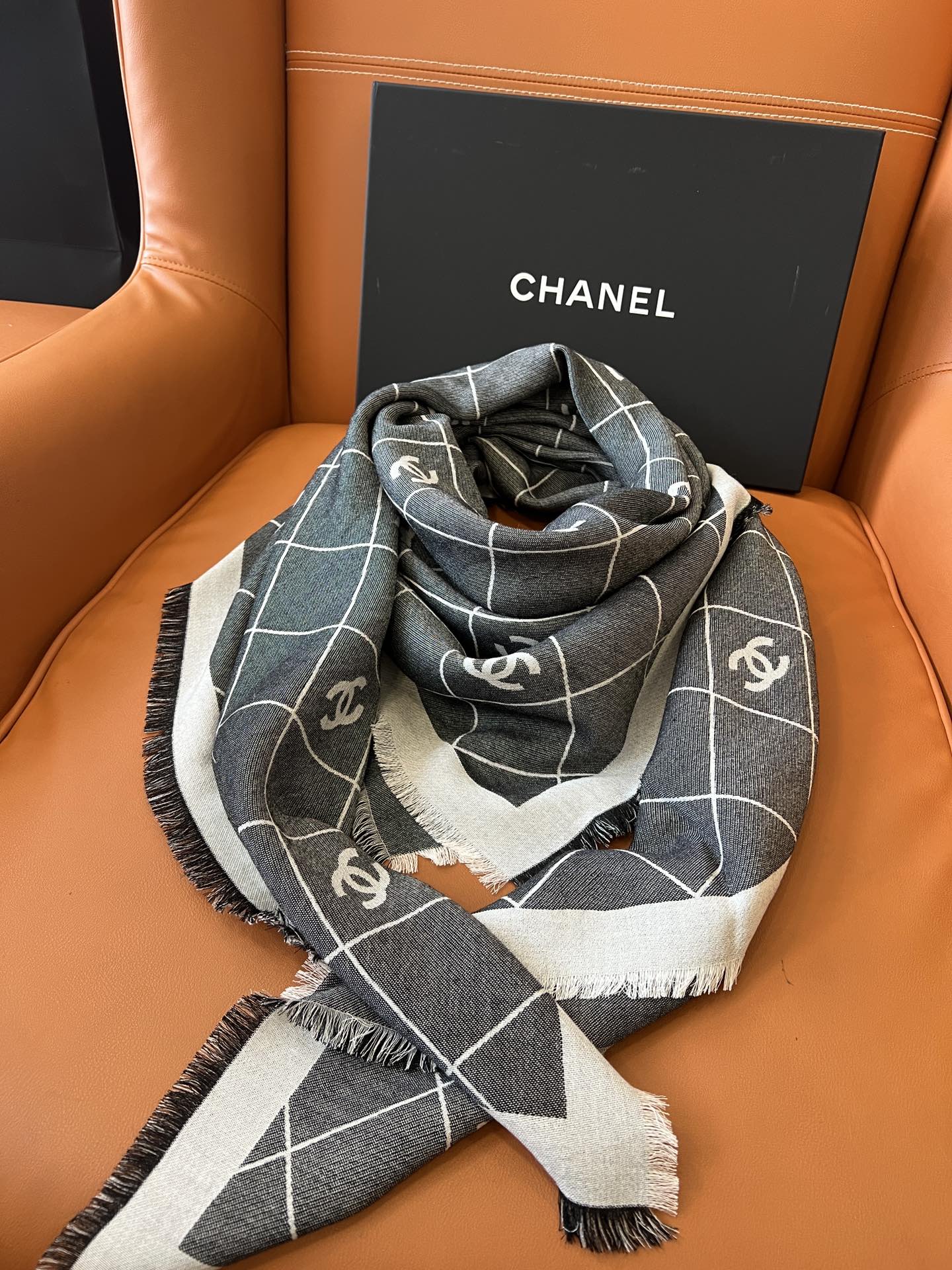 CHANEL 25S SCARF 140 IN WOOL SILK 700810