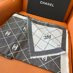 CHANEL 25S SCARF 140 IN WOOL SILK 700810