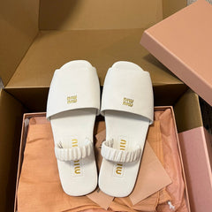 RUCHES SANDALS IN WHITE LAMBSKIN