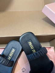 RUCHES SANDALS IN BLACK LAMBSKIN