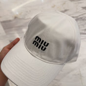 MM BASEBALL CAP IN WHITE FABRIC EMBROIDERED LOGO STYLE 3