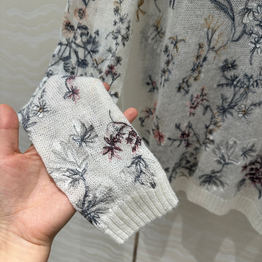 DIOR PREMIUM WHITE KNIT SWEATER WITH PATTERN