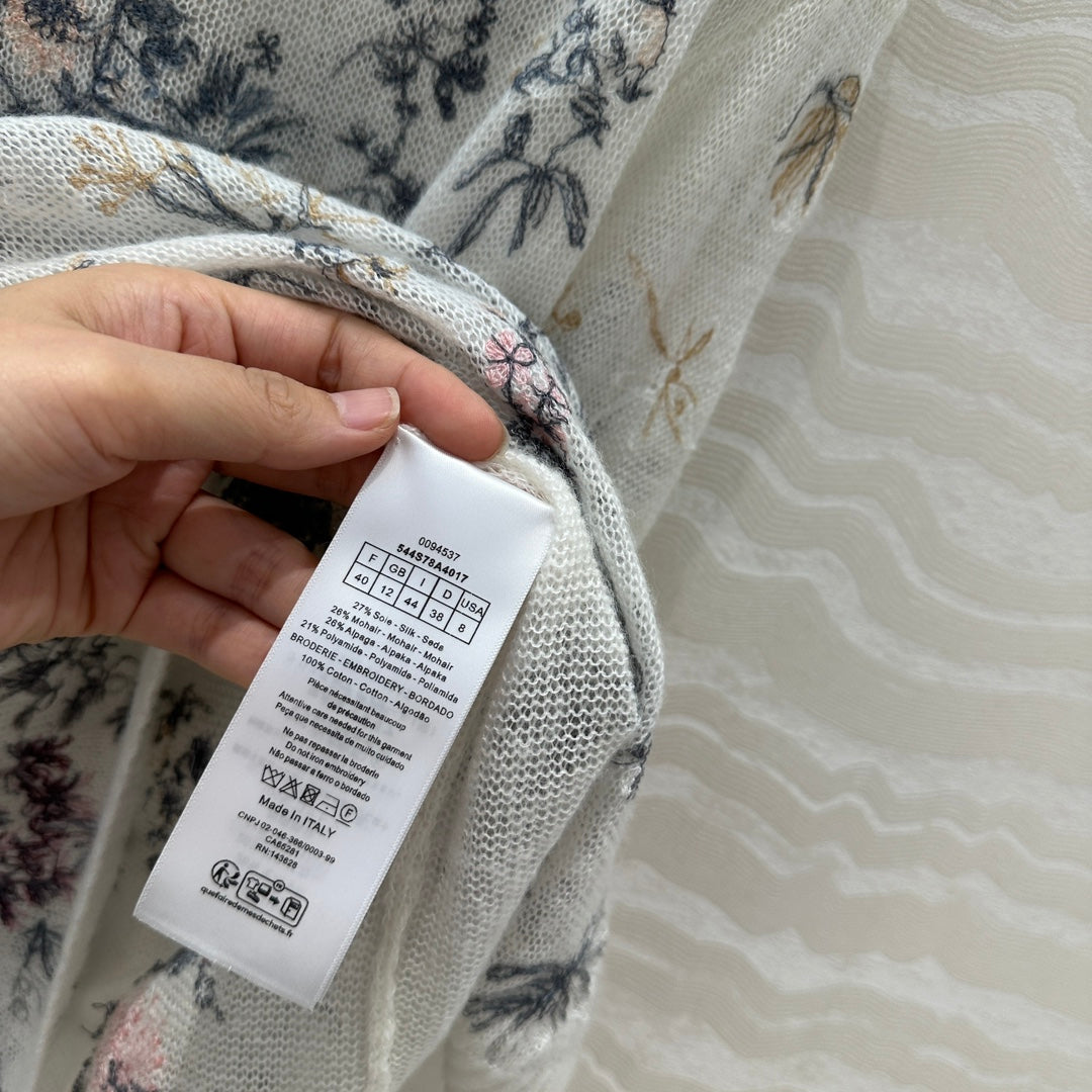 DIOR PREMIUM WHITE KNIT SWEATER WITH PATTERN