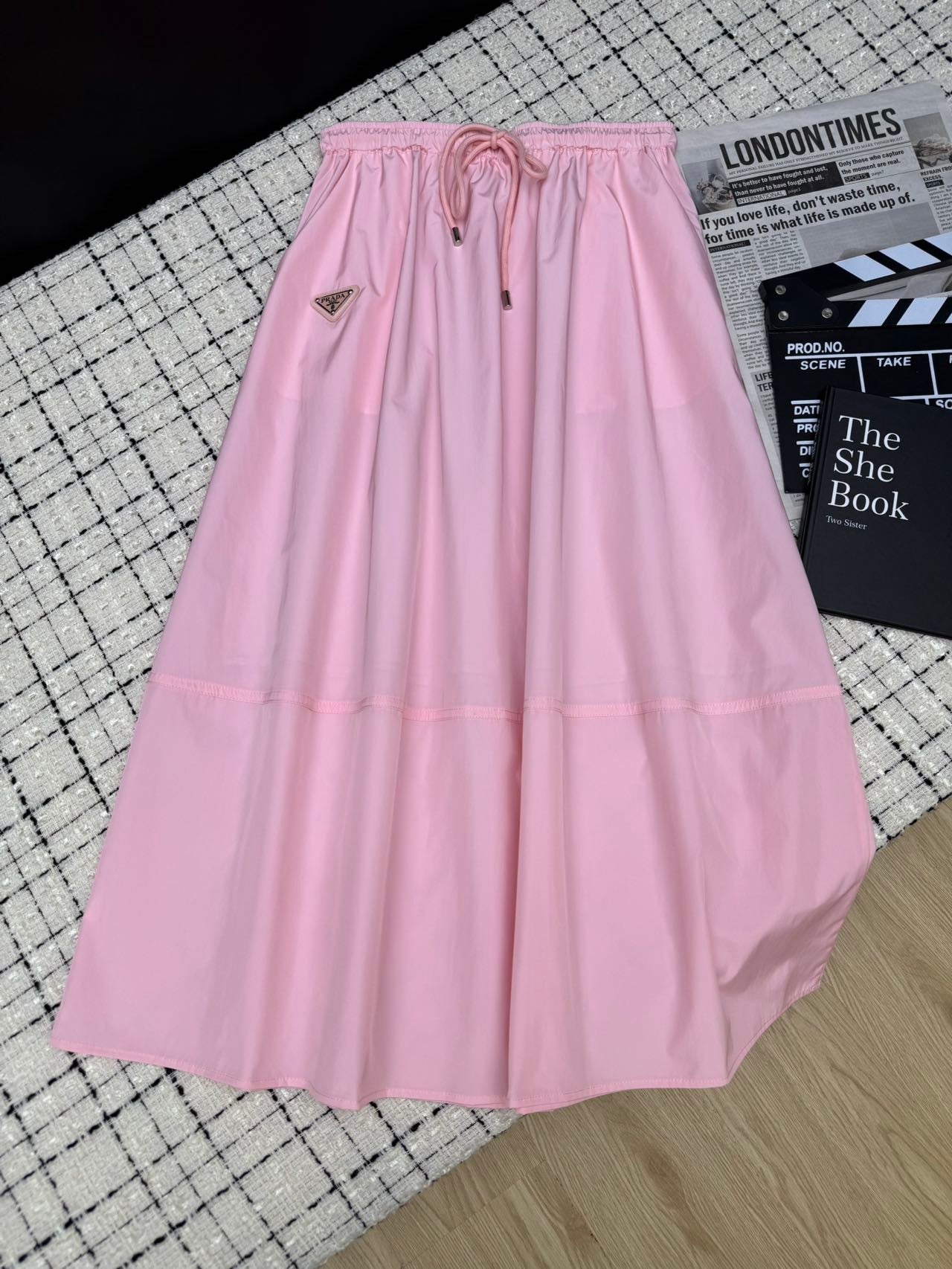 PRADA TOP AND SKIRT SET STYLE 90