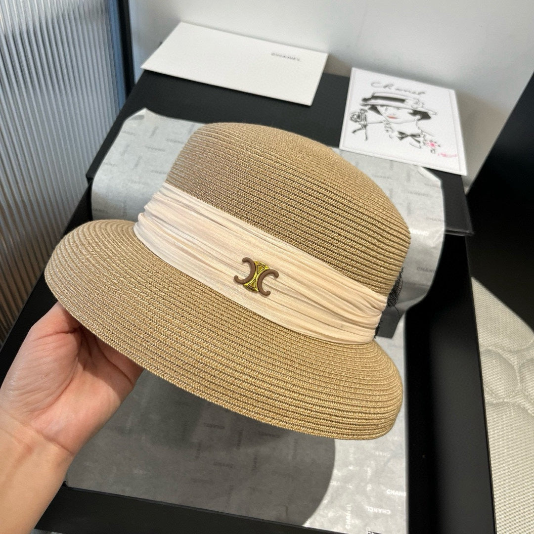 SMALL BRIM HAT MODEL 650348 IN BEIGE WOVEN STRAW