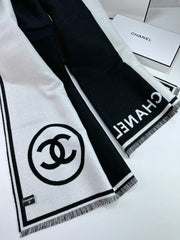 CHANEL 25S SCARF 195 IN CASHMERE WOOL 709604