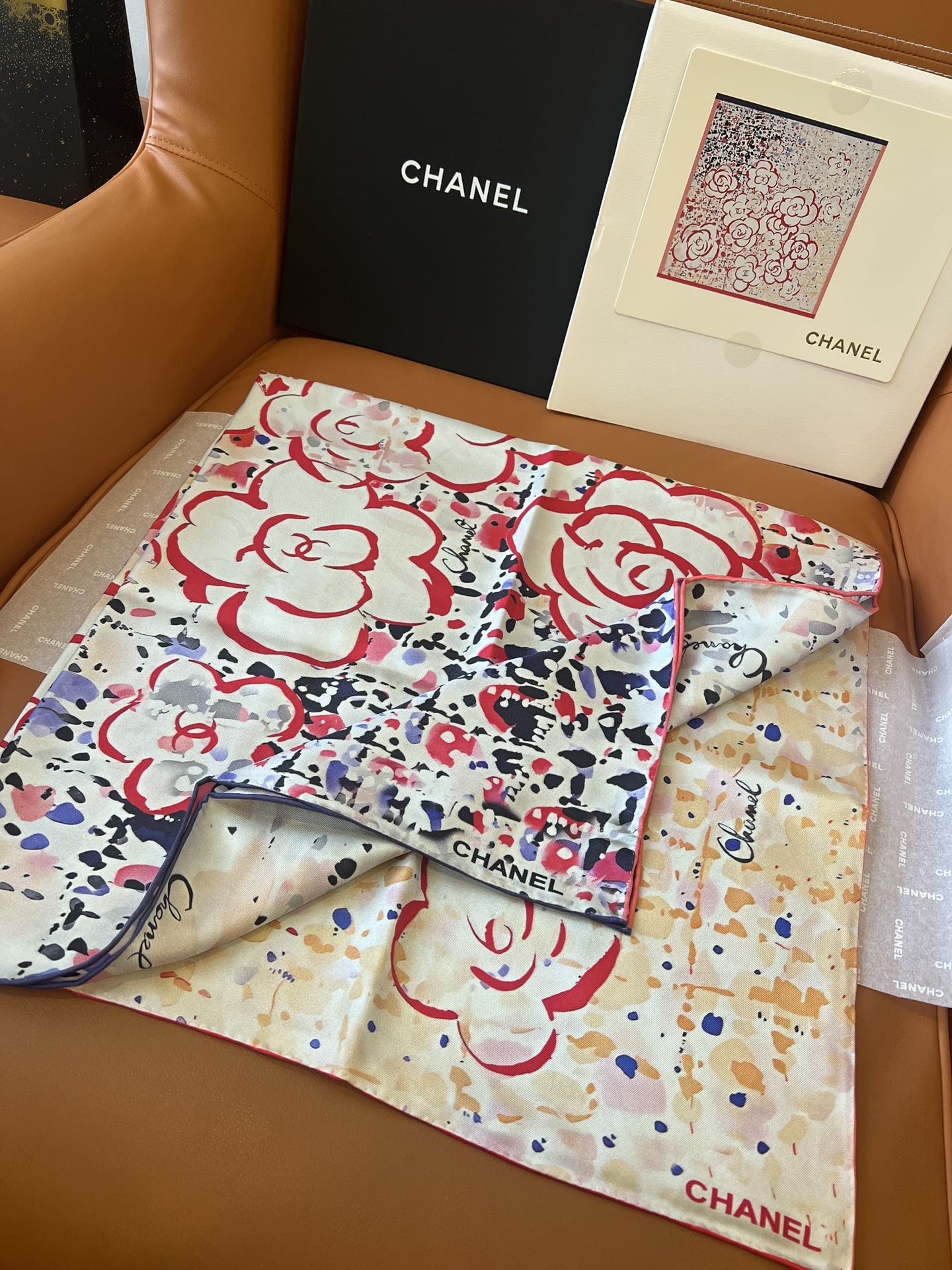 CHANEL 25S SCARF 90 IN SILK TWILL 700818