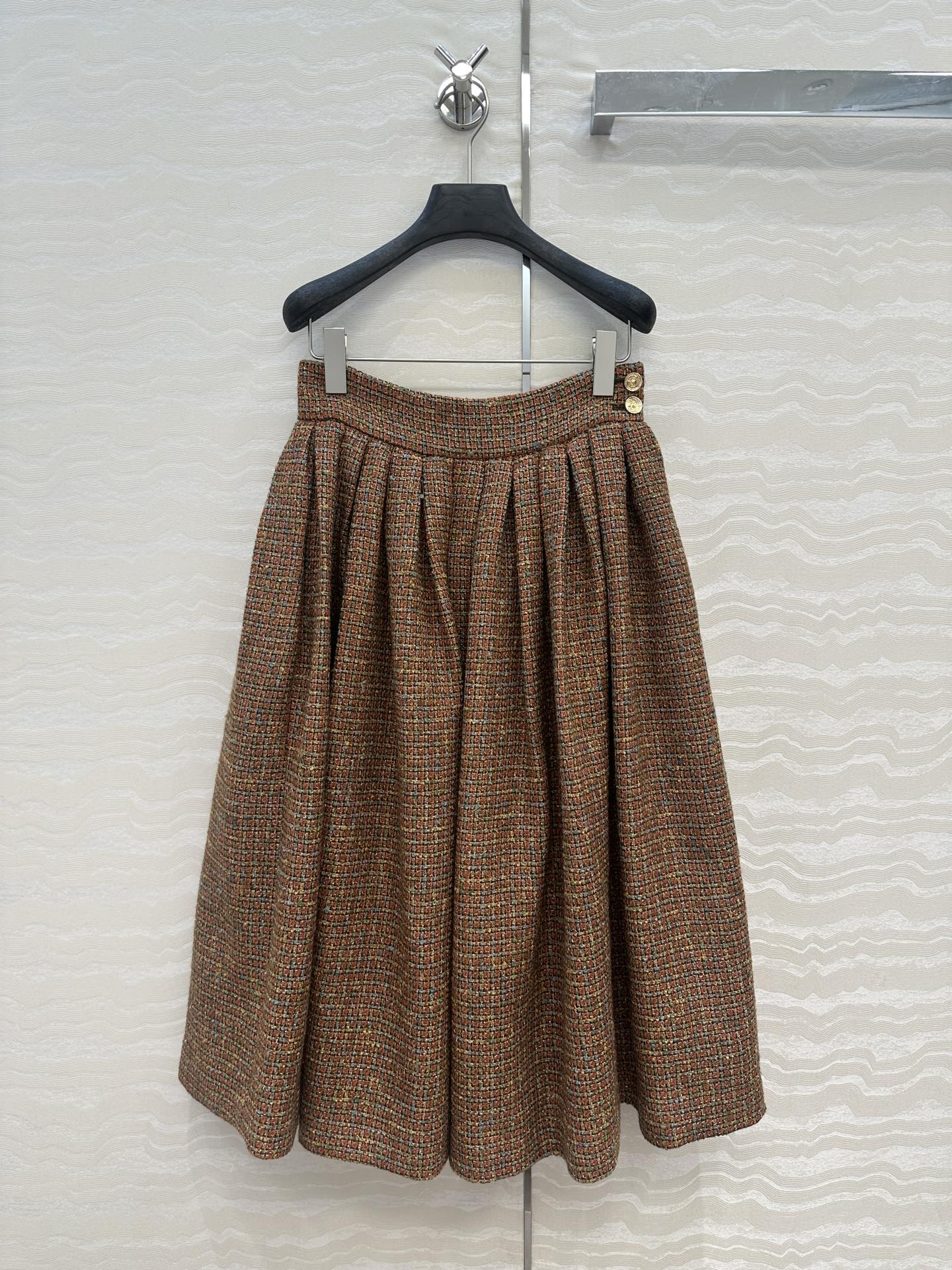 CHANEL SKIRT STYLE 44