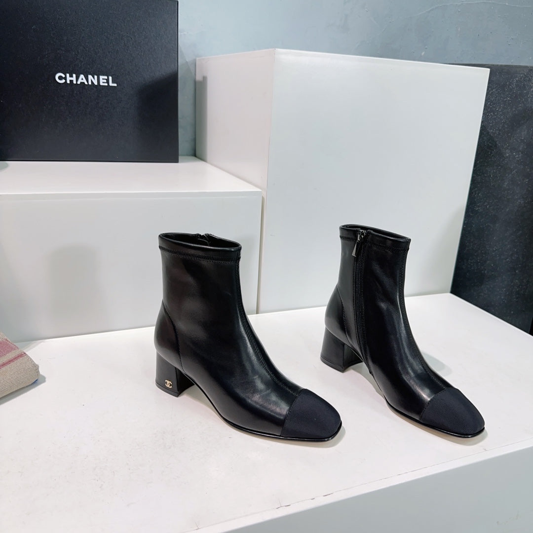 CHANEL ANKLE BOOTS 25S 45 MM IN BLACK LAMBSKIN WITH ZIPPER