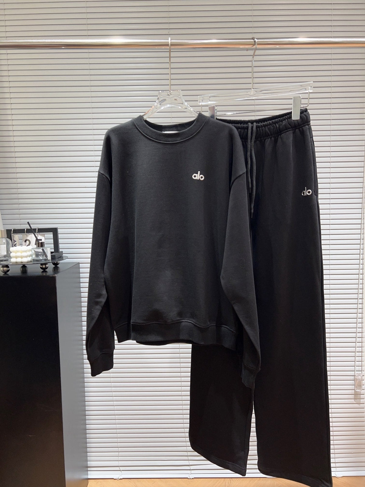 ALO FLEECE SET STYLE 124