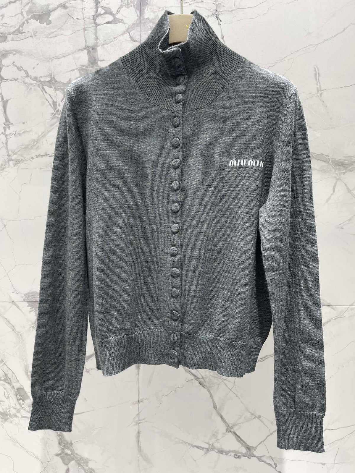 MIUMIU CARDIGAN STYLE 82