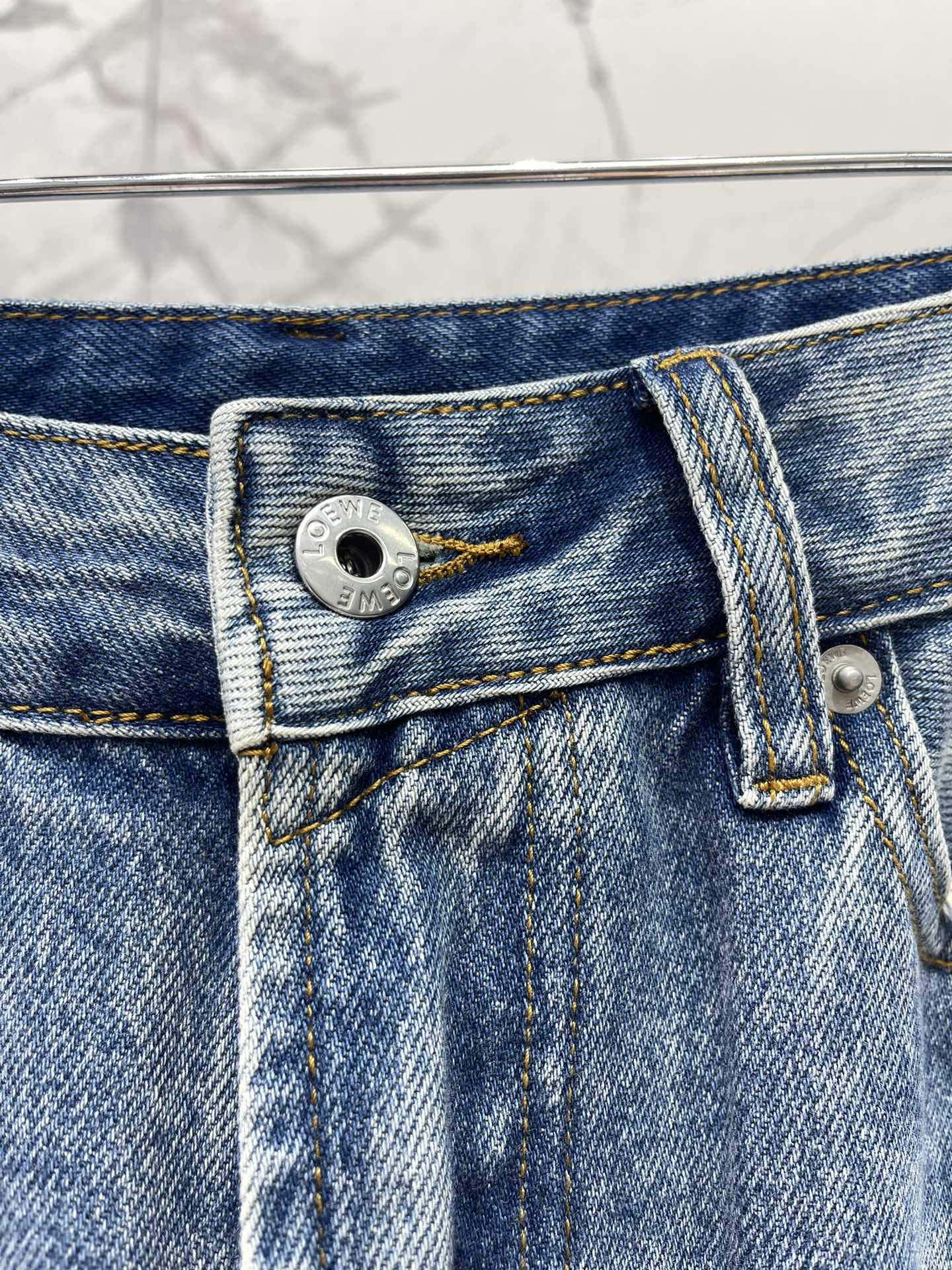 LOEWE JEANS STYLE 43