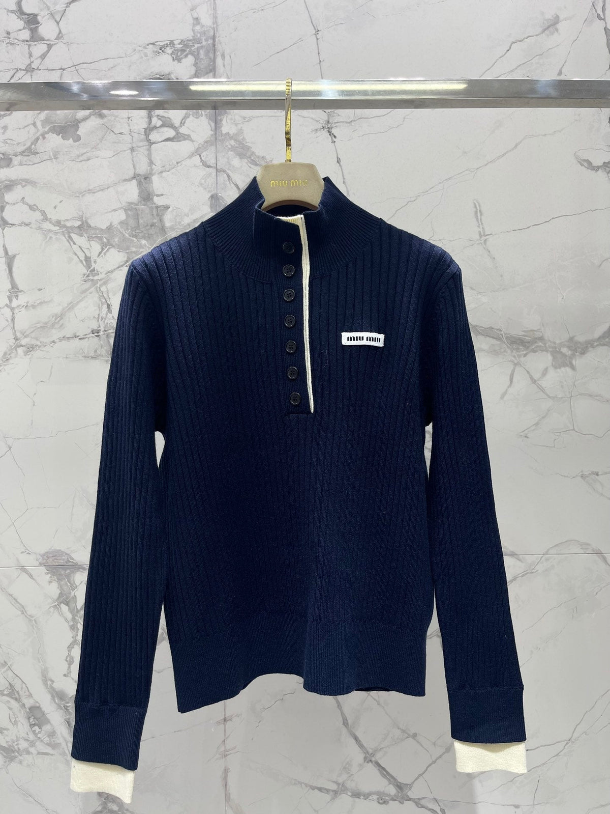 MIUMIU SWEATER STYLE 141