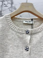 MIUMIU CARDIGAN STYLE 425