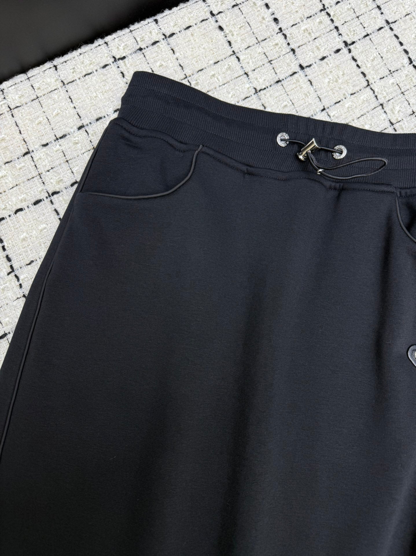 PRADA 25S MIDI SKIRT 330